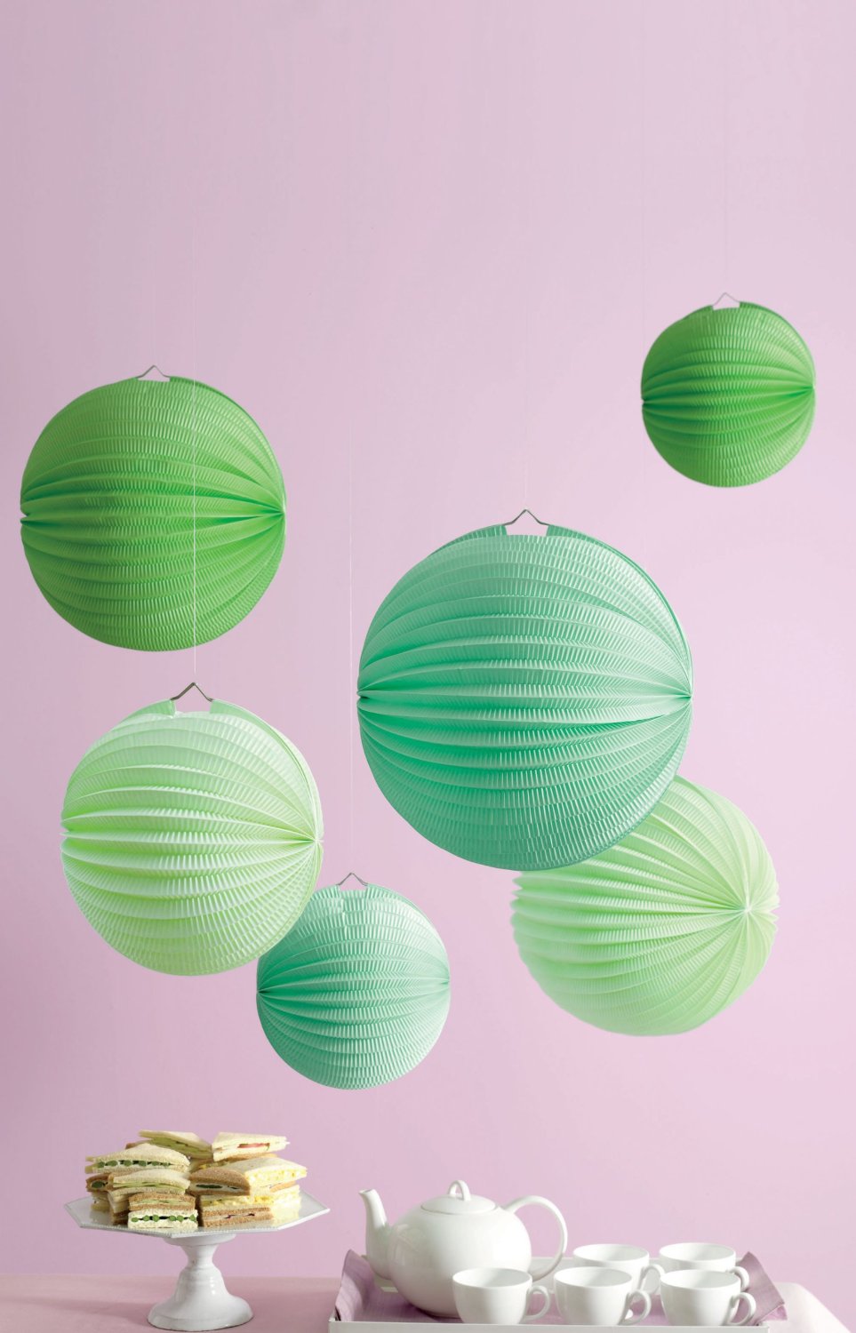 Paper Accordion Lanterns ~ Green