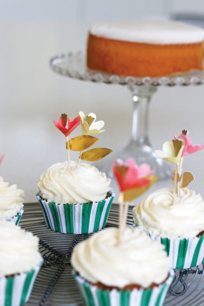 Cupcake Kit ~ Fancy Flowers