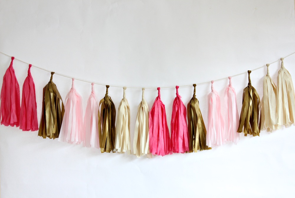 Sweetheart Tassel Garland