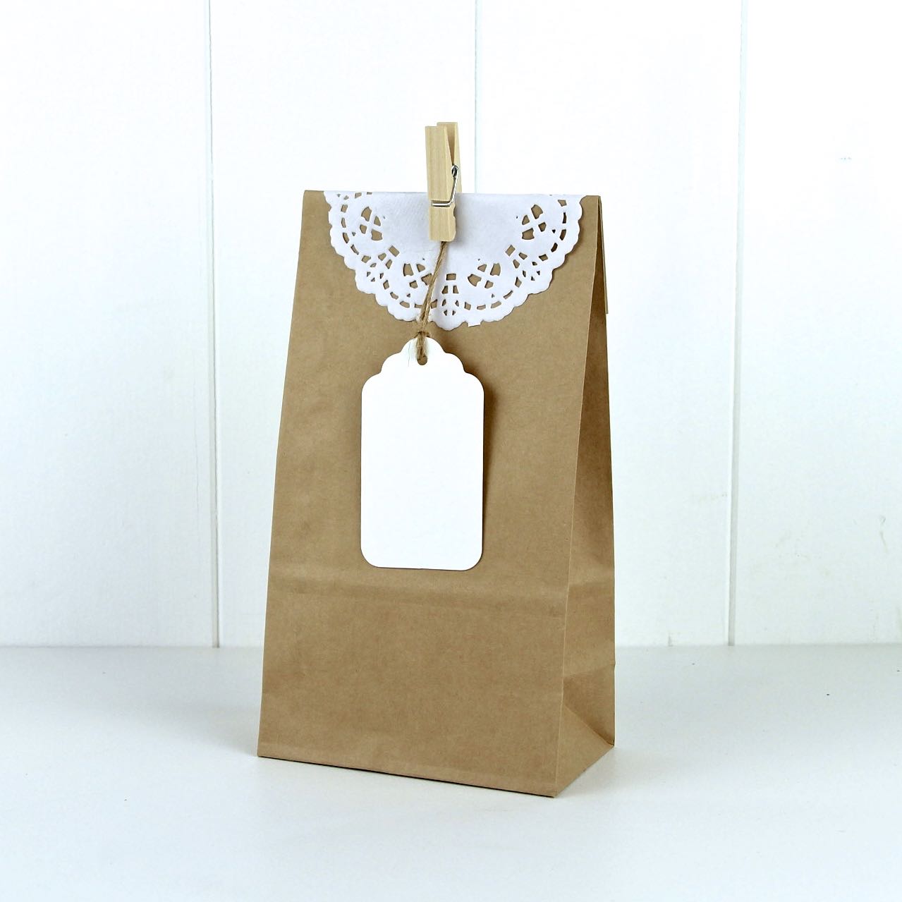 White Paper Doilies ~ 90 mm White Paper Doilies ~ 90 mm