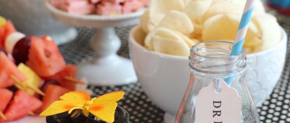 Alice in Wonderland Party Supplies