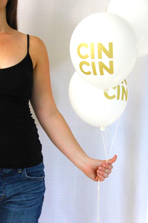 White & Gold Cin Cin Balloons