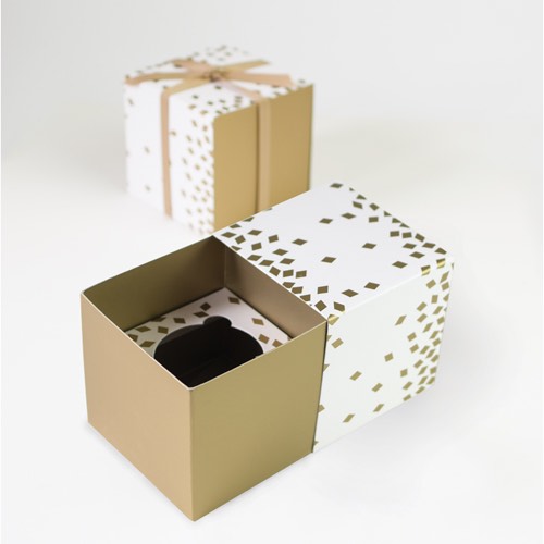 1920s party ideas with the Geo Gold Cupcake Gift boxes from Paper Eskimo.