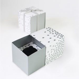 Geo Silver Cupcake Gift Boxes by Paper Eskimo