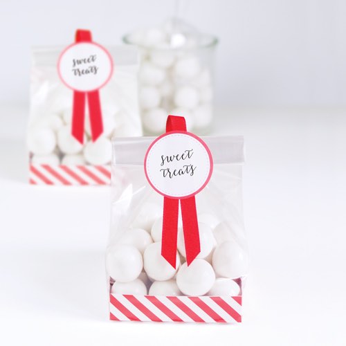 Candy Cane treat bags by Paper Eskimo are perfect for Xmas gifts.